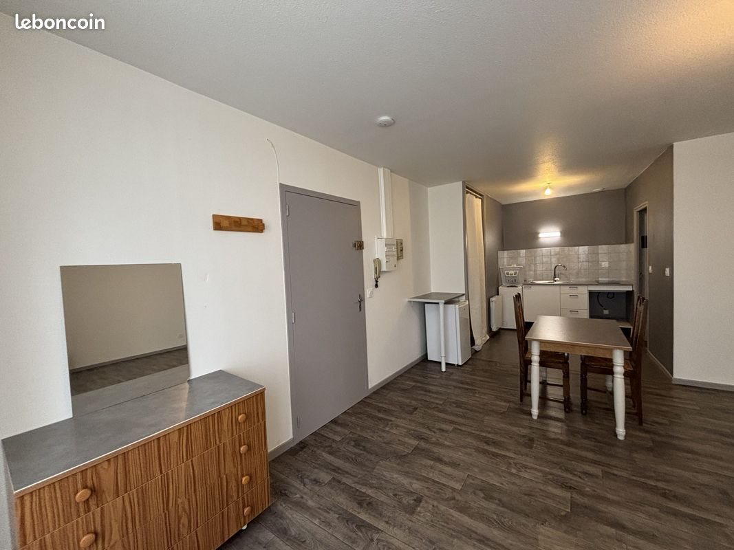 Appartement à louer, 34m², Condrieu