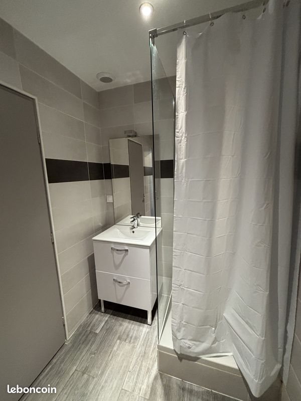 Appartement à louer, 34m², Condrieu