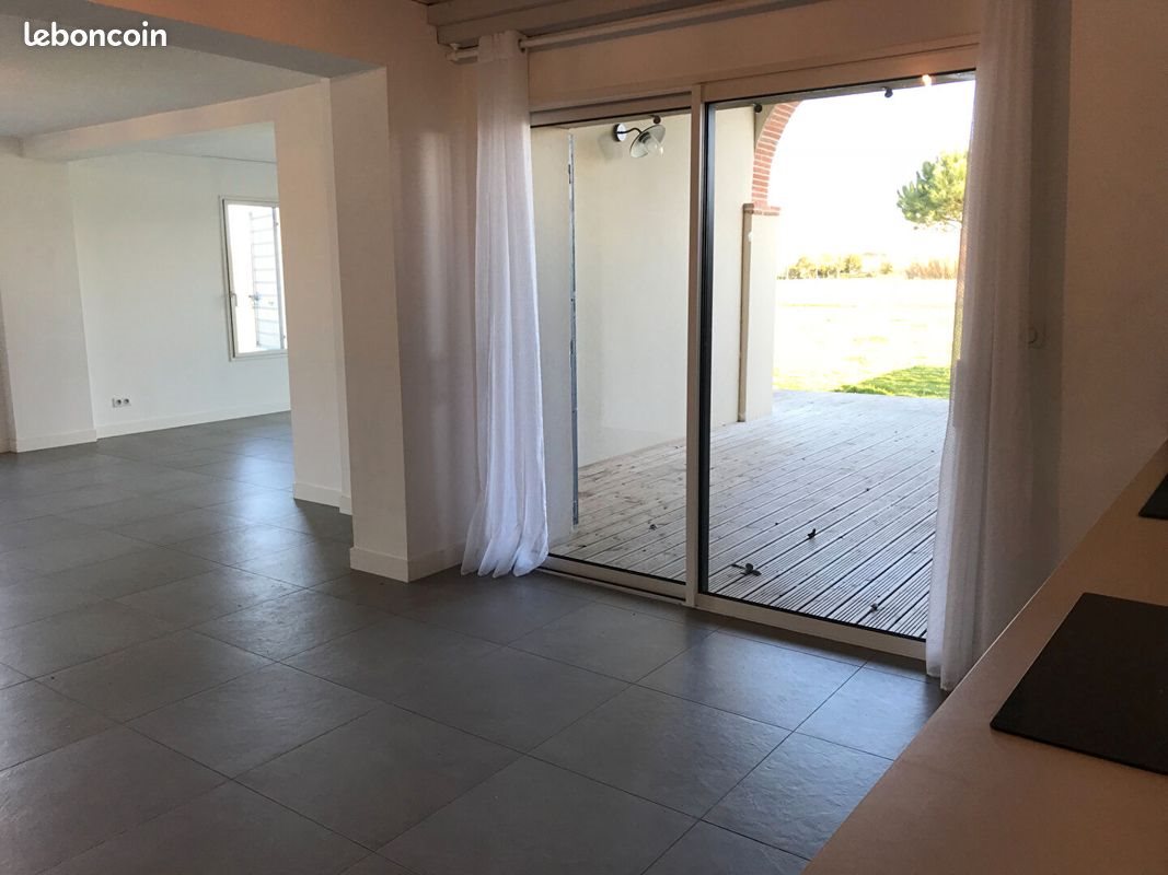 Maison à louer, 132m², Grenade