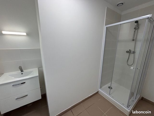 Appartement à louer, 68m², Quiévrechain
