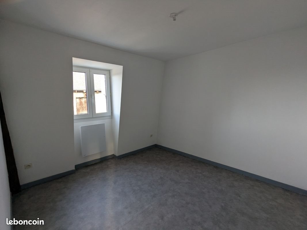 Appartement à louer, 42m², Issoudun