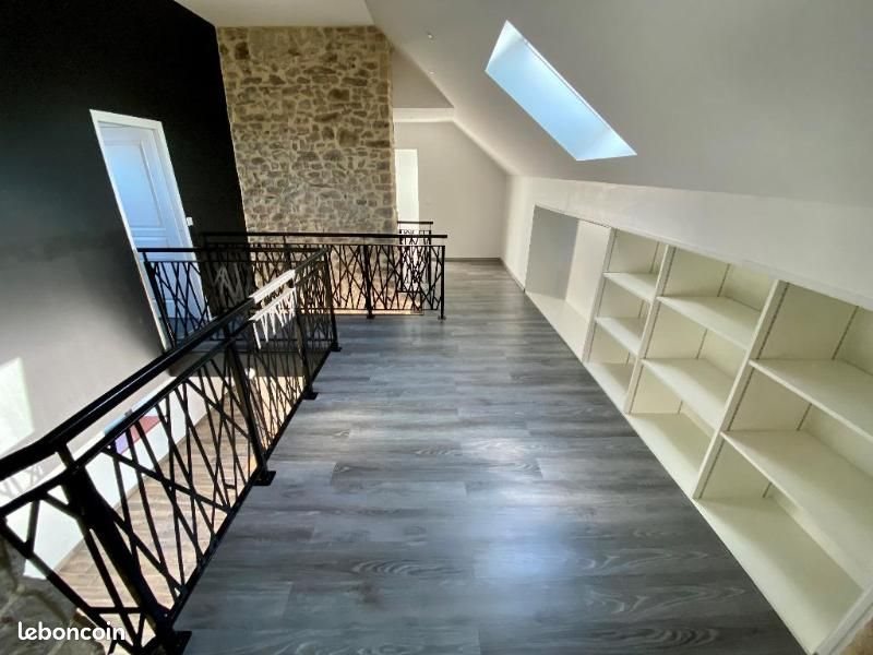 Maison à louer, 149m², Sainte-Croix-Hague