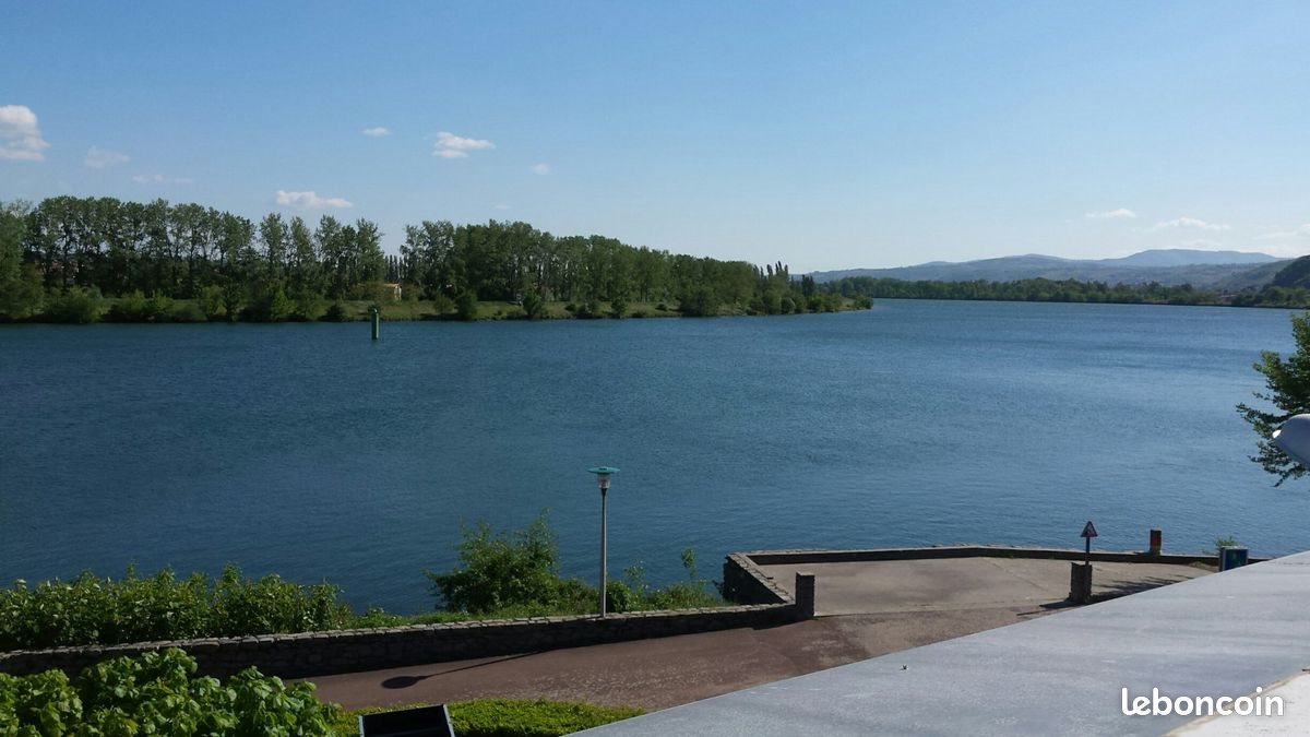 Appartement à louer, 40m², Condrieu