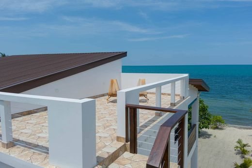 3 bedroom luxury House for sale in Placencia, Stann Creek District