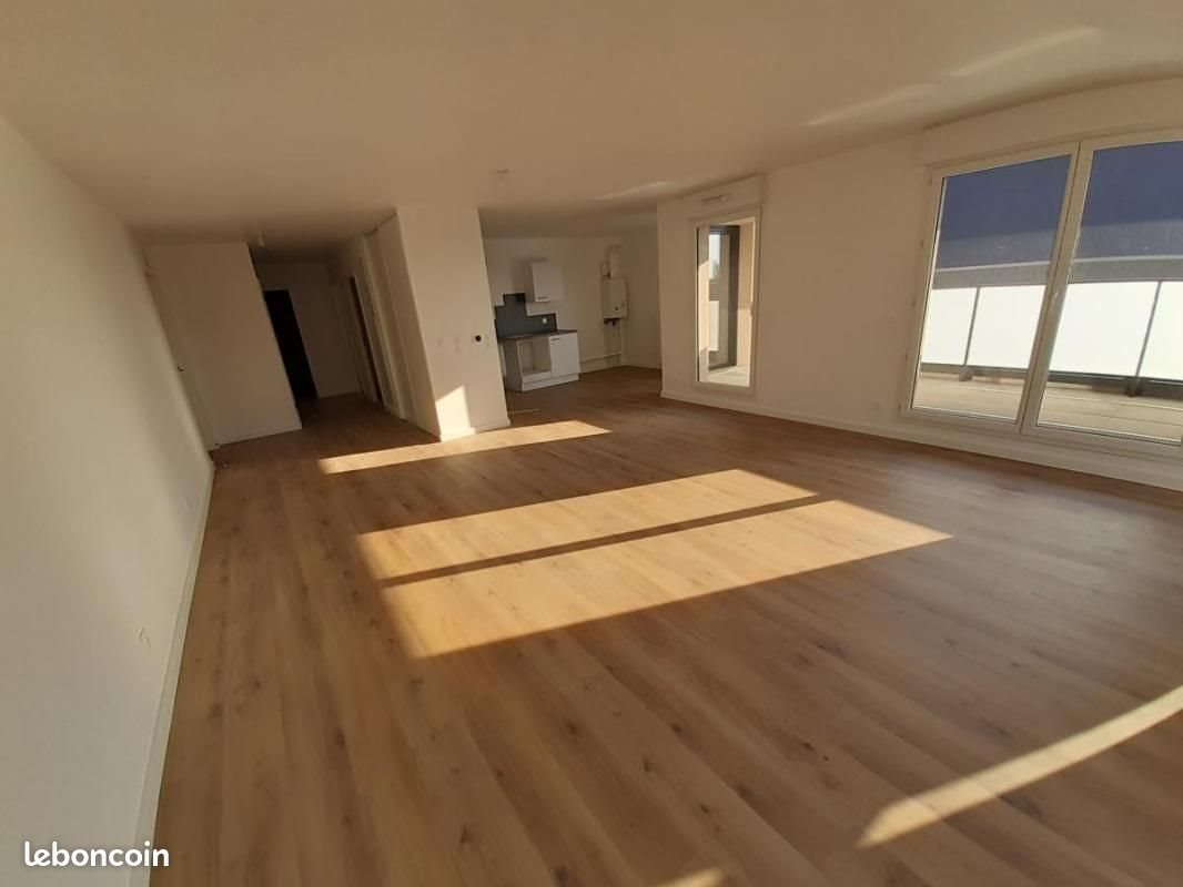 Appartement à louer, 117m², Franqueville-Saint-Pierre