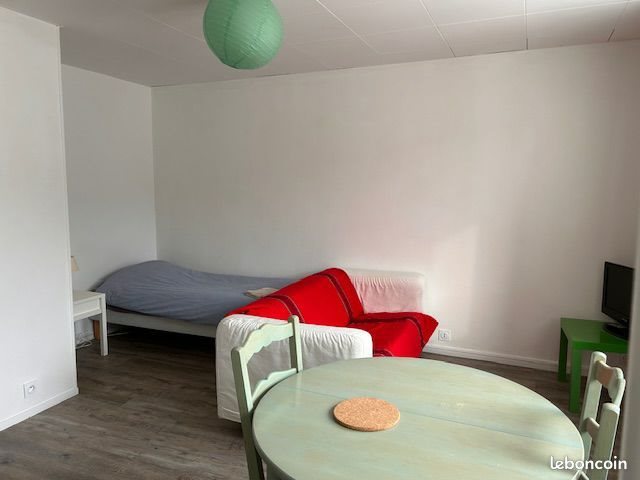 Appartement à louer, 26m², La Vespière