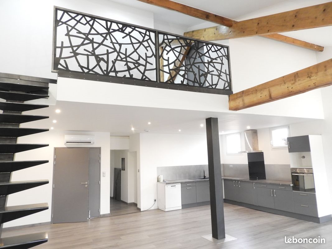 Appartement à louer, 99m², Revel