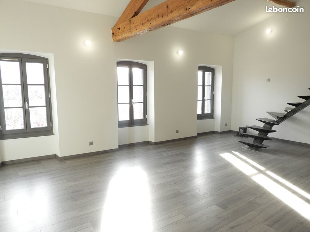 Appartement à louer, 99m², Revel