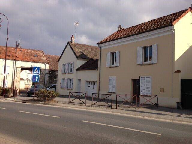 Maison à louer, 84m², Villeneuve-sous-Dammartin