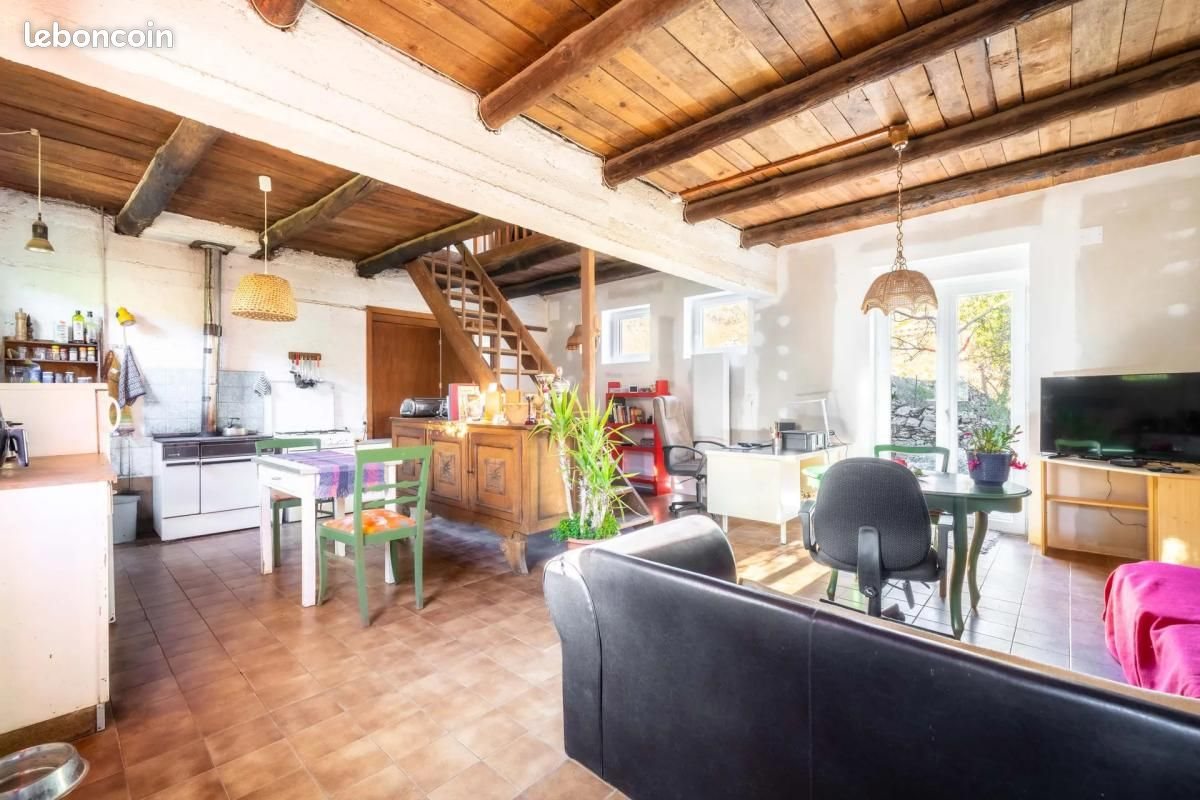 Maison à vendre, 94m², Vissec