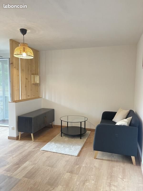 Appartement à louer, 43m², Castelginest