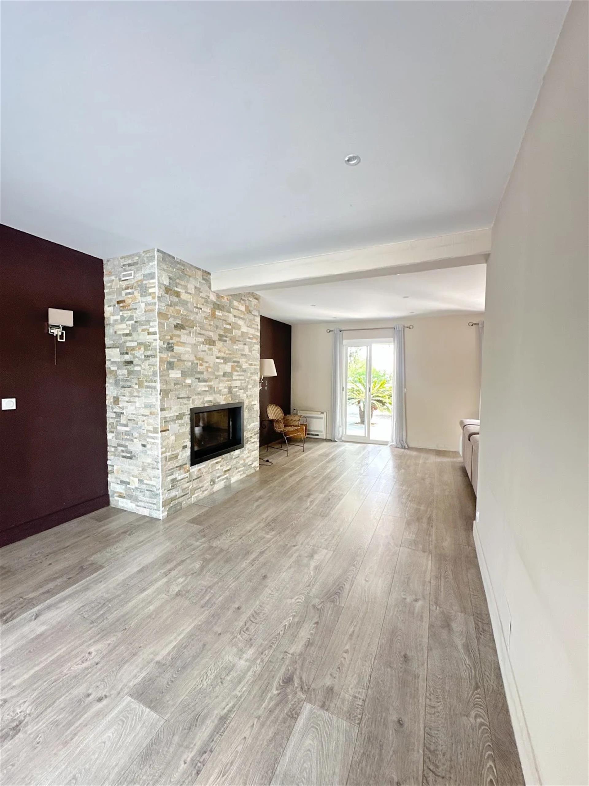 Maison à louer, 233m², Lucciana