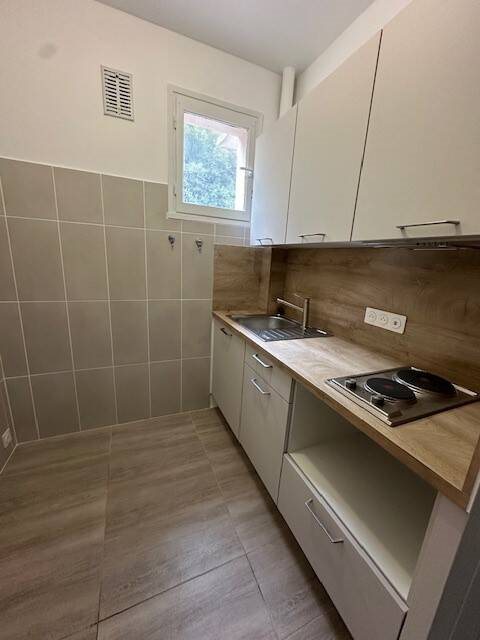 Appartement à louer, 49m², Brando