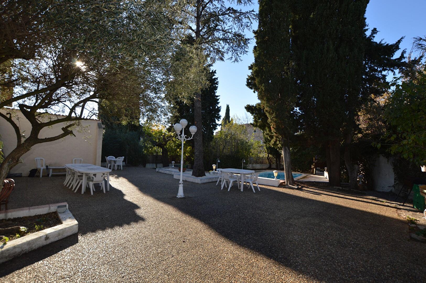 Maison à vendre, 250m², Marseille 12ème