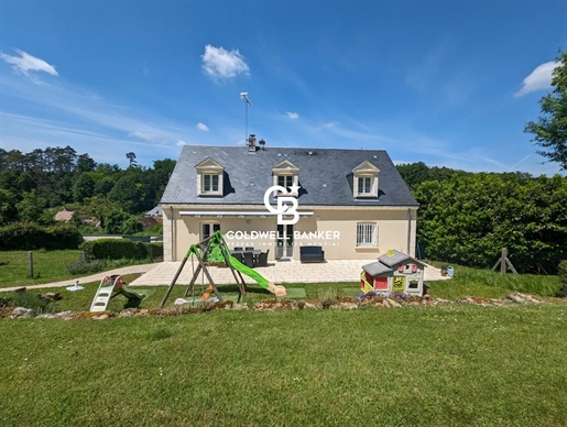 Maison 6 chambres avec garage et piscine + terrain constructible