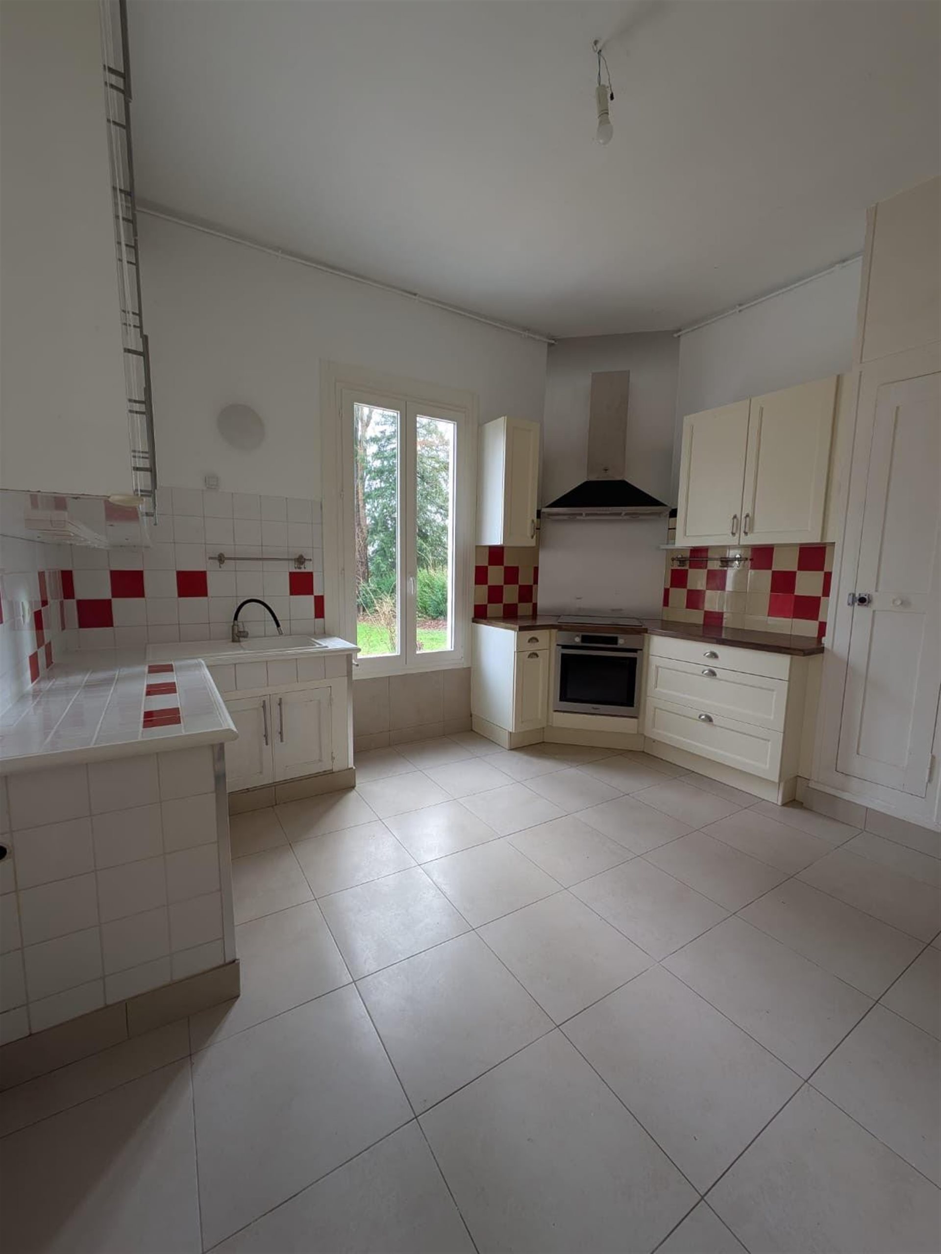 Maison à louer, 240m², Luzarches