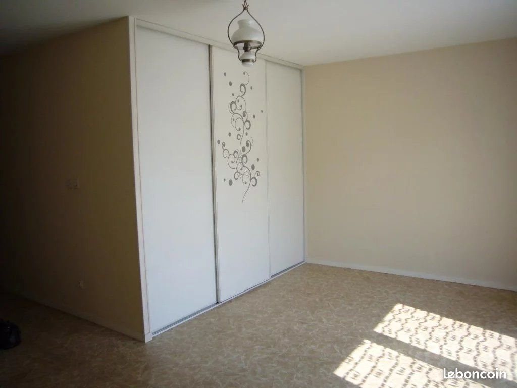 Appartement à louer, 29m², Orléans