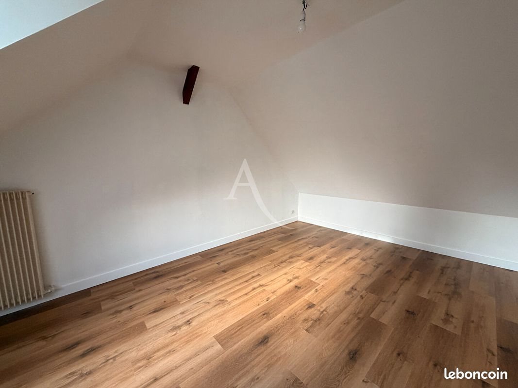 Maison à louer, 93m², Corzé