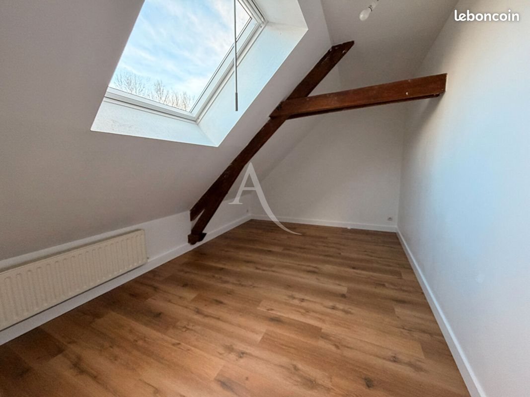 Maison à louer, 93m², Corzé