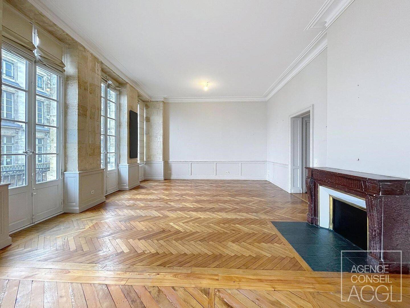 Appartement à louer, 116m², Bordeaux