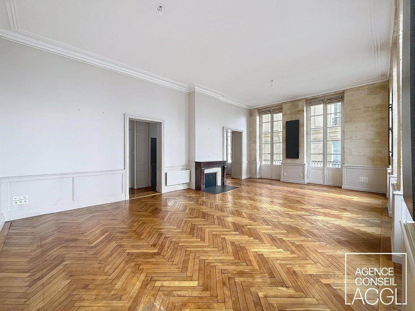 Appartement à louer, 116m², Bordeaux
