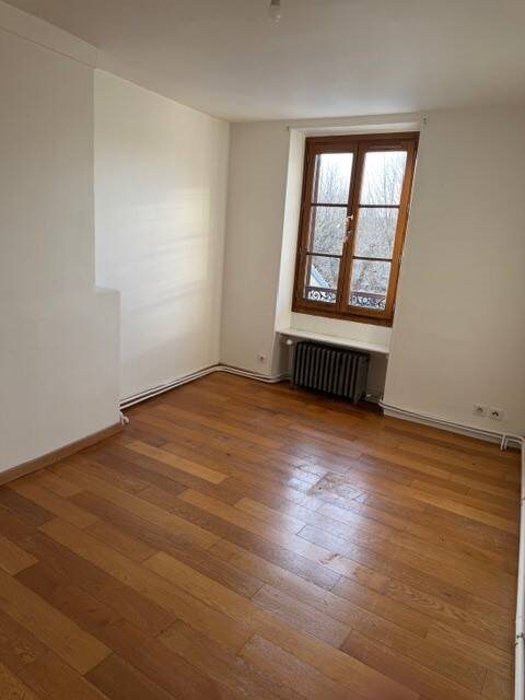 Appartement à louer, 70m², Houdan