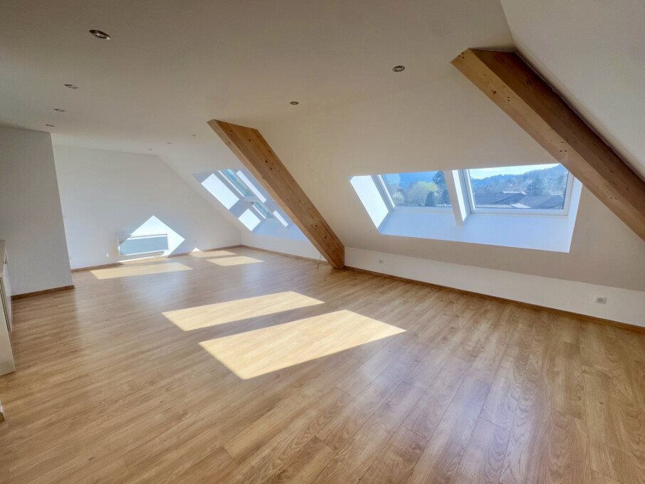 Appartement à vendre, 81m², Sévrier