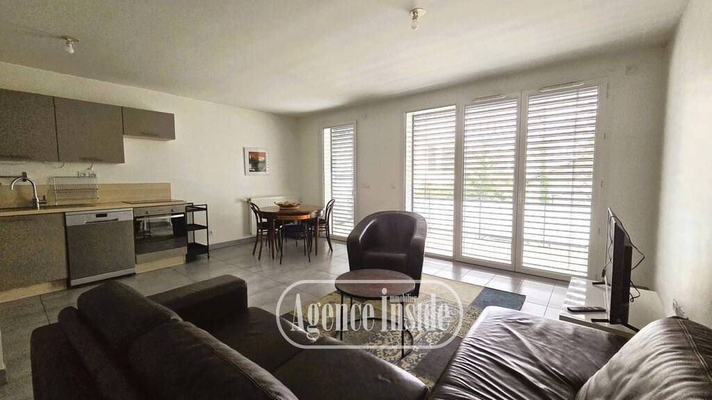 Appartement à louer, 70m², Saint-Genis-Pouilly