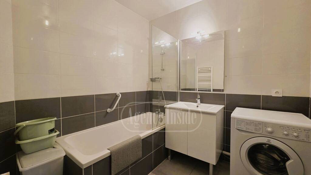 Appartement à louer, 70m², Saint-Genis-Pouilly