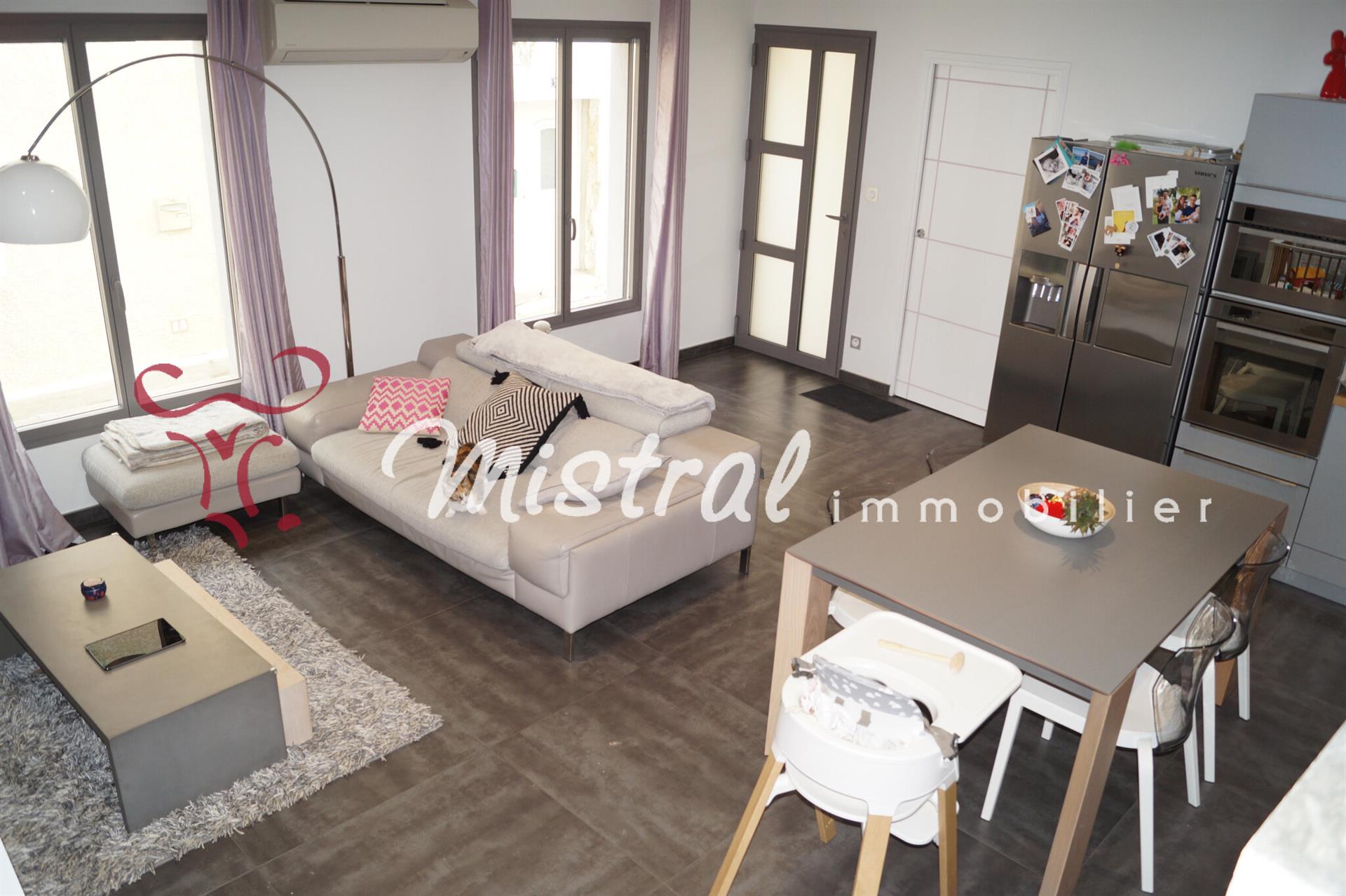 Maison à louer, 120m², Aimargues