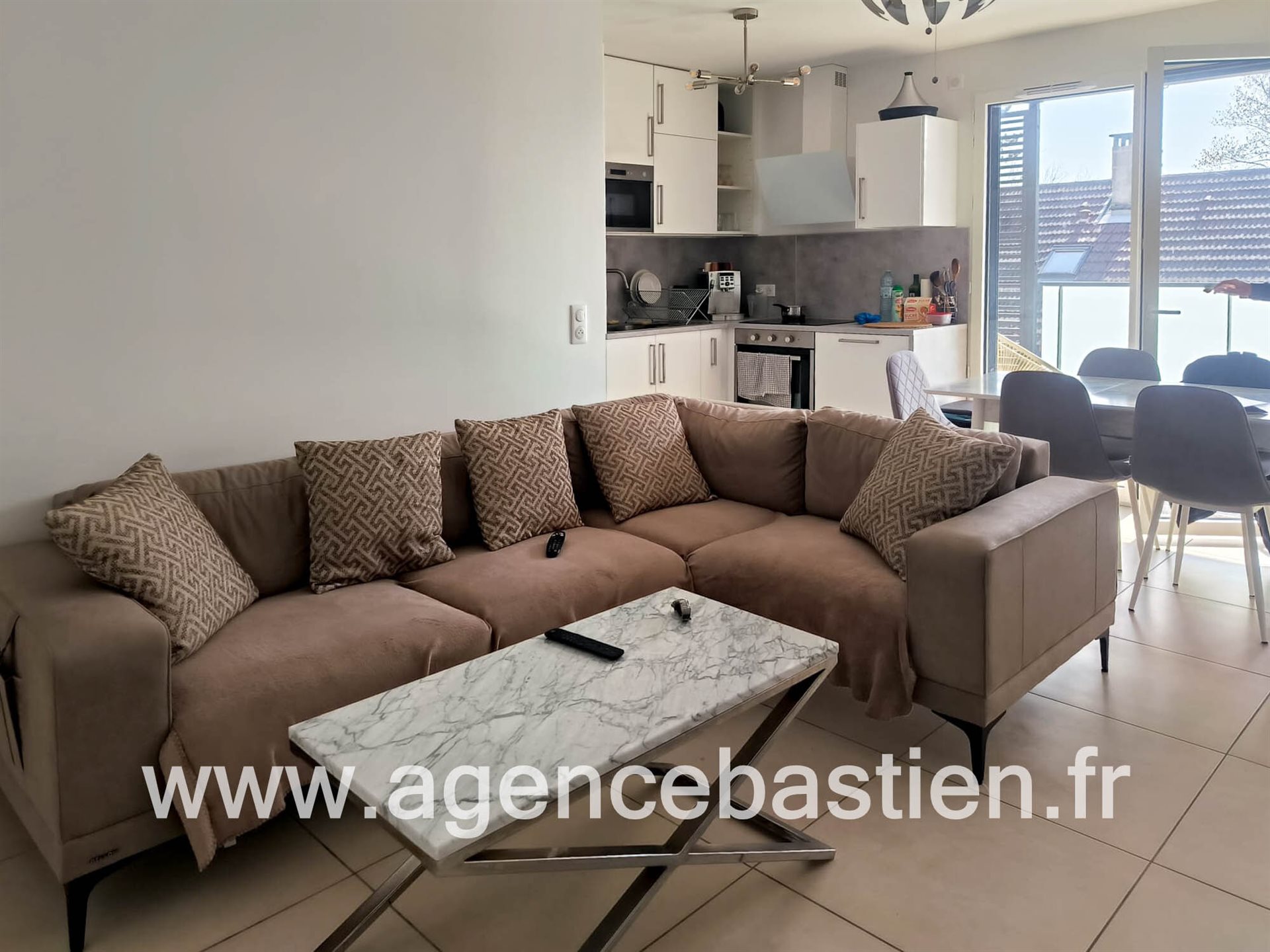 Appartement à louer, 61m², Divonne-les-Bains