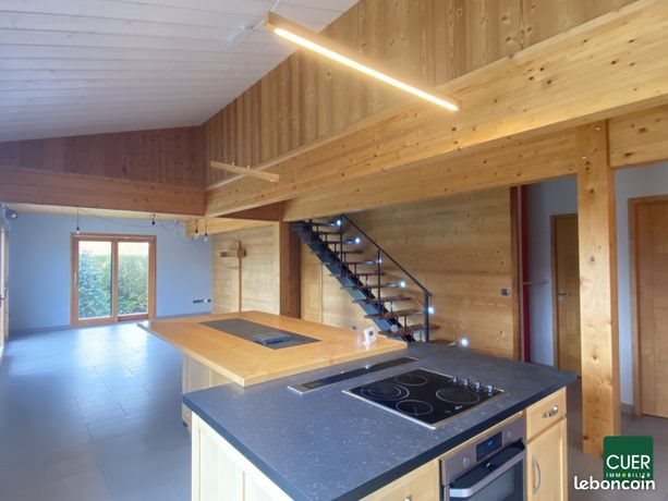 Maison à louer, 149m², Pont-de-l'Isère