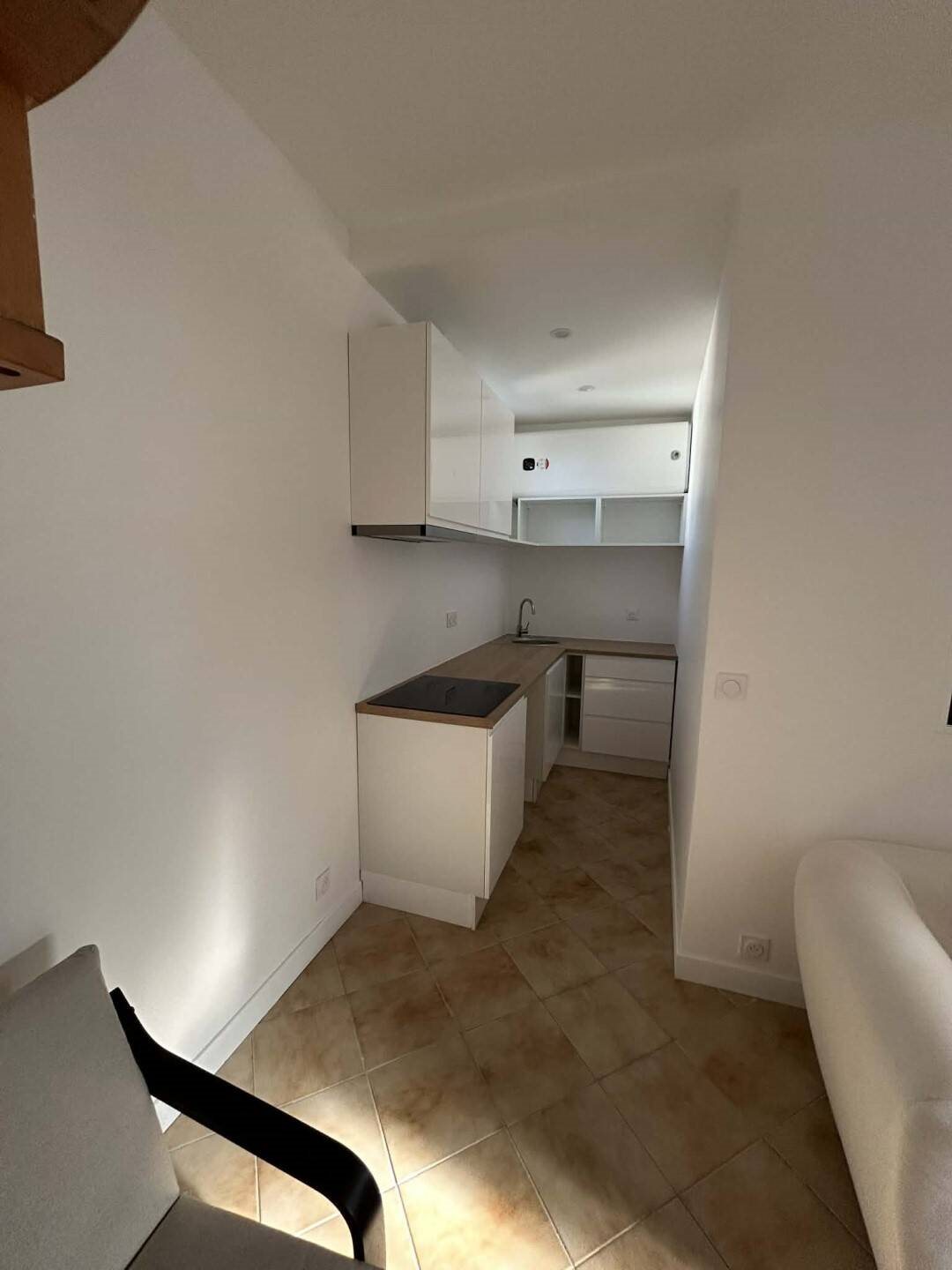 Appartement à louer, 40m², Suresnes