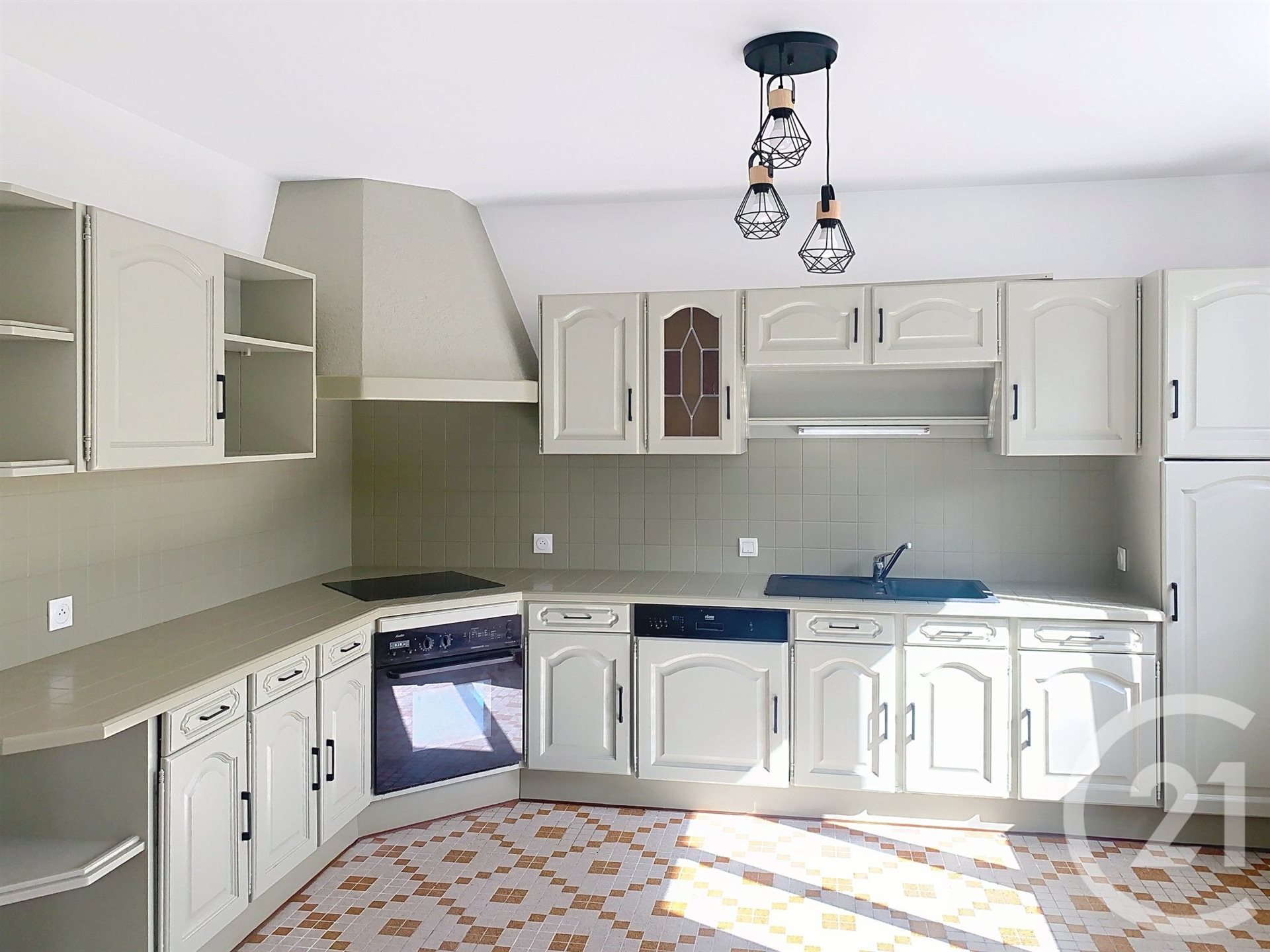 Maison à louer, 85m², Bains-sur-Oust