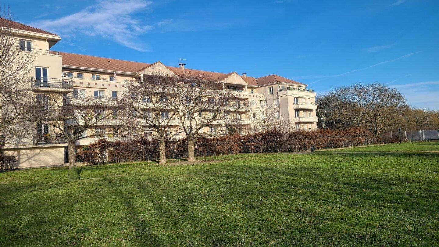 Appartement à louer, 93m², Bazoches-sur-Guyonne