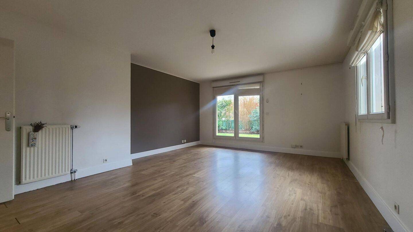 Appartement à louer, 93m², Bazoches-sur-Guyonne