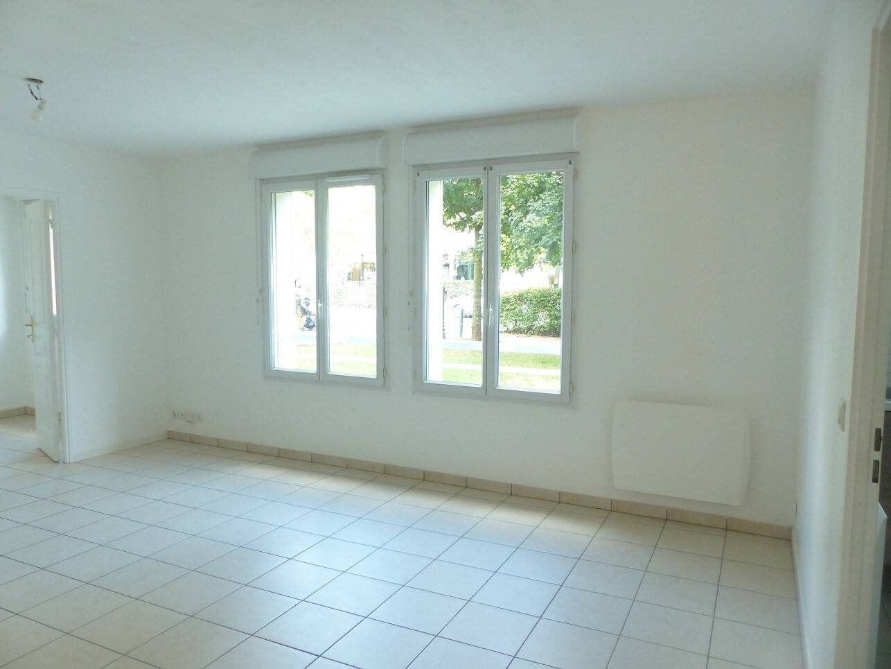 Appartement à louer, 57m², Bazoches-sur-Guyonne