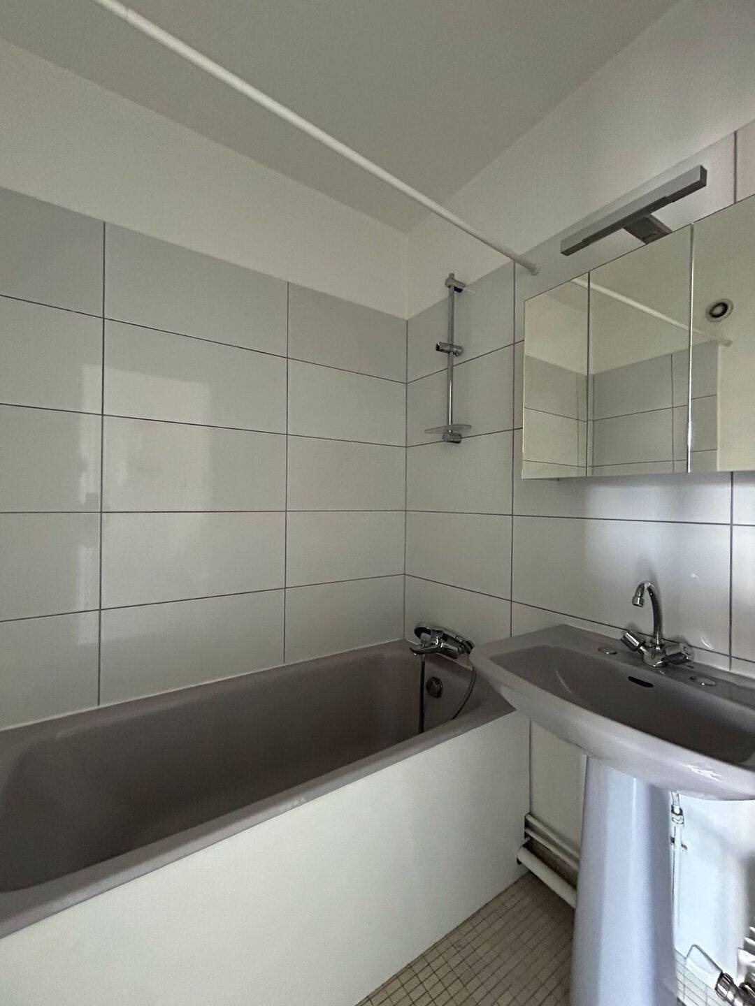 Appartement à louer, 22m², Livry-Gargan