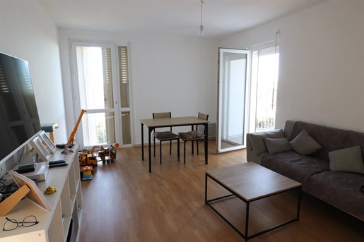 Fully Renovated Apartment 4 P of 68 m2