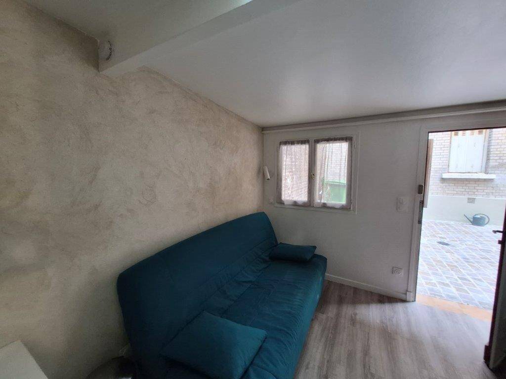 Appartement à louer, 11m², Paris 18ème