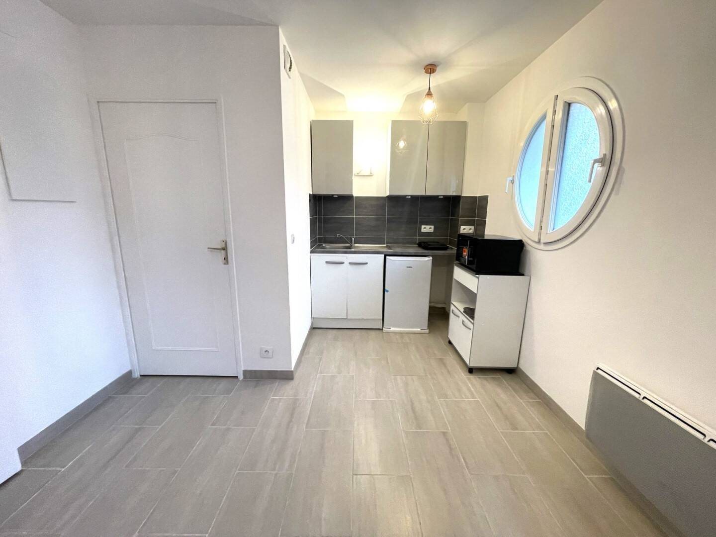 Appartement à louer, 30m², Moissy-Cramayel