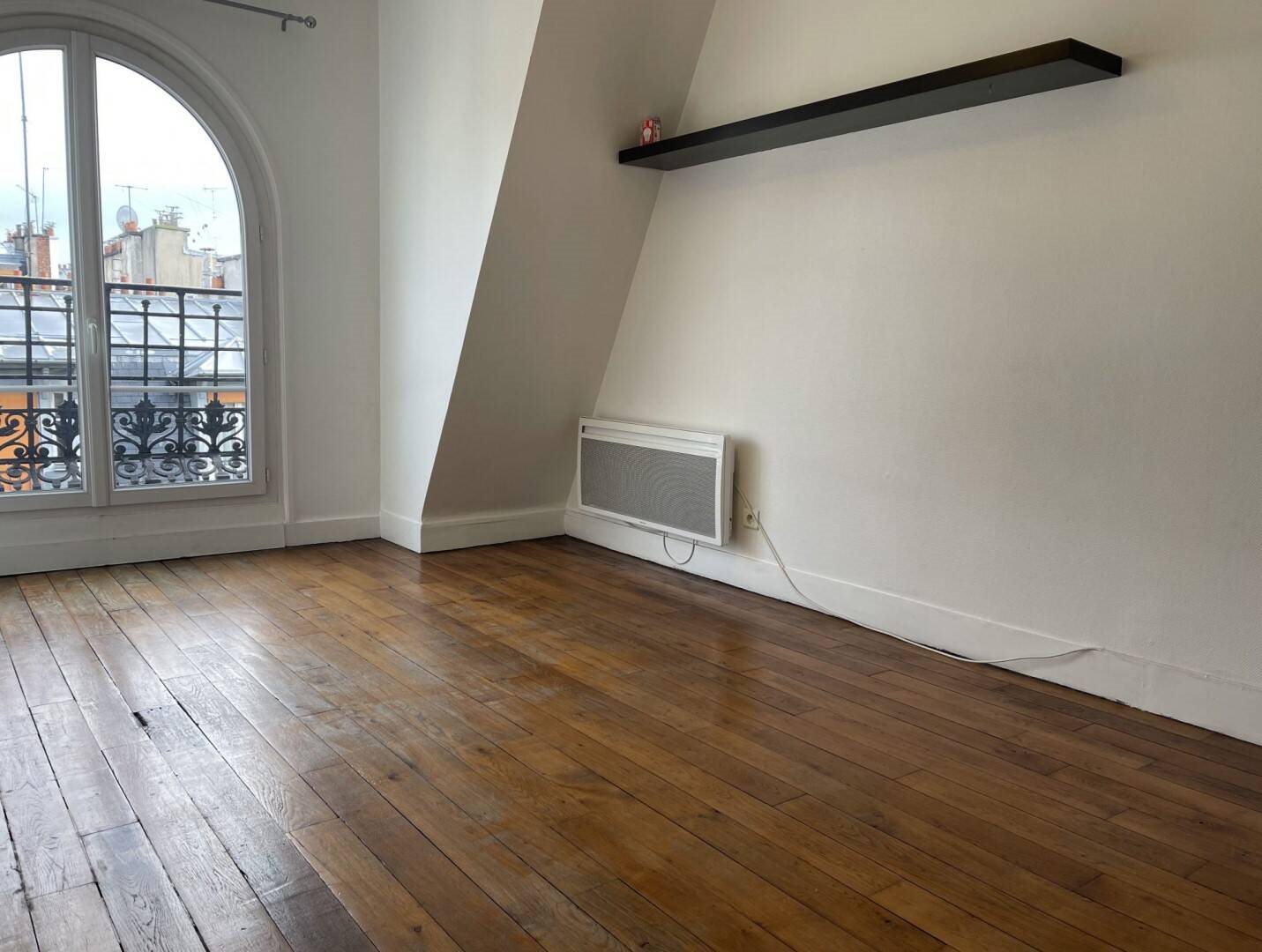 Appartement à louer, 17m², Paris 18ème