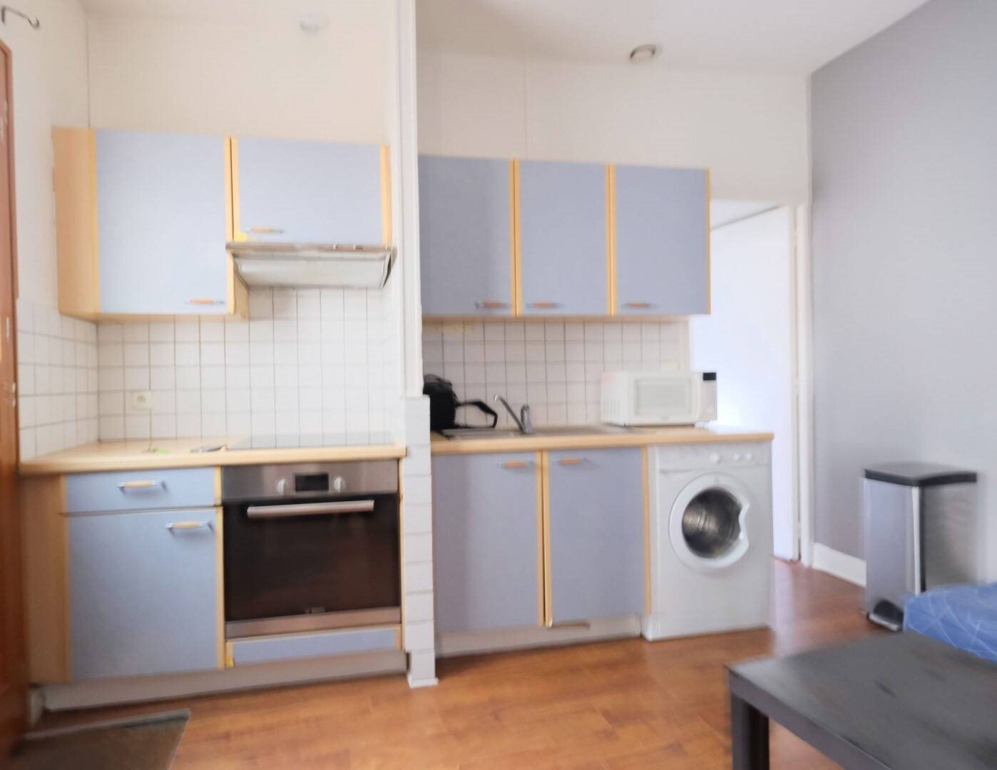 Appartement à louer, 23m², Paris 17ème