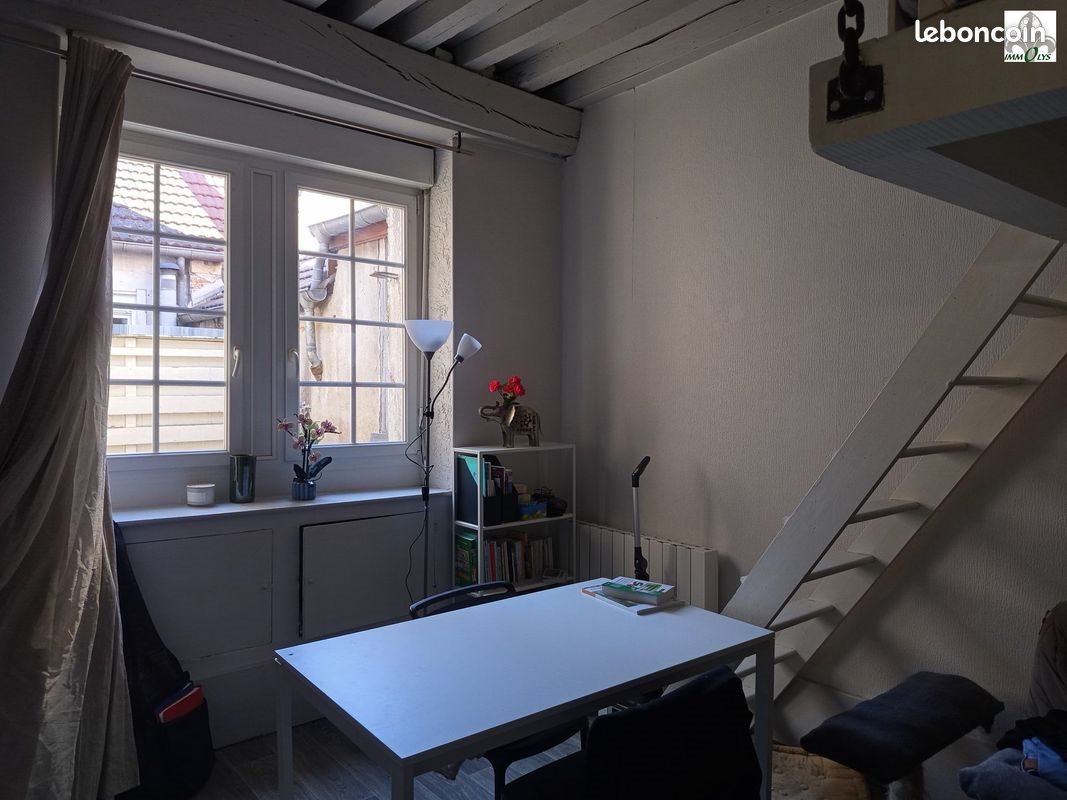 Appartement à louer, 23m², Nuits-Saint-Georges