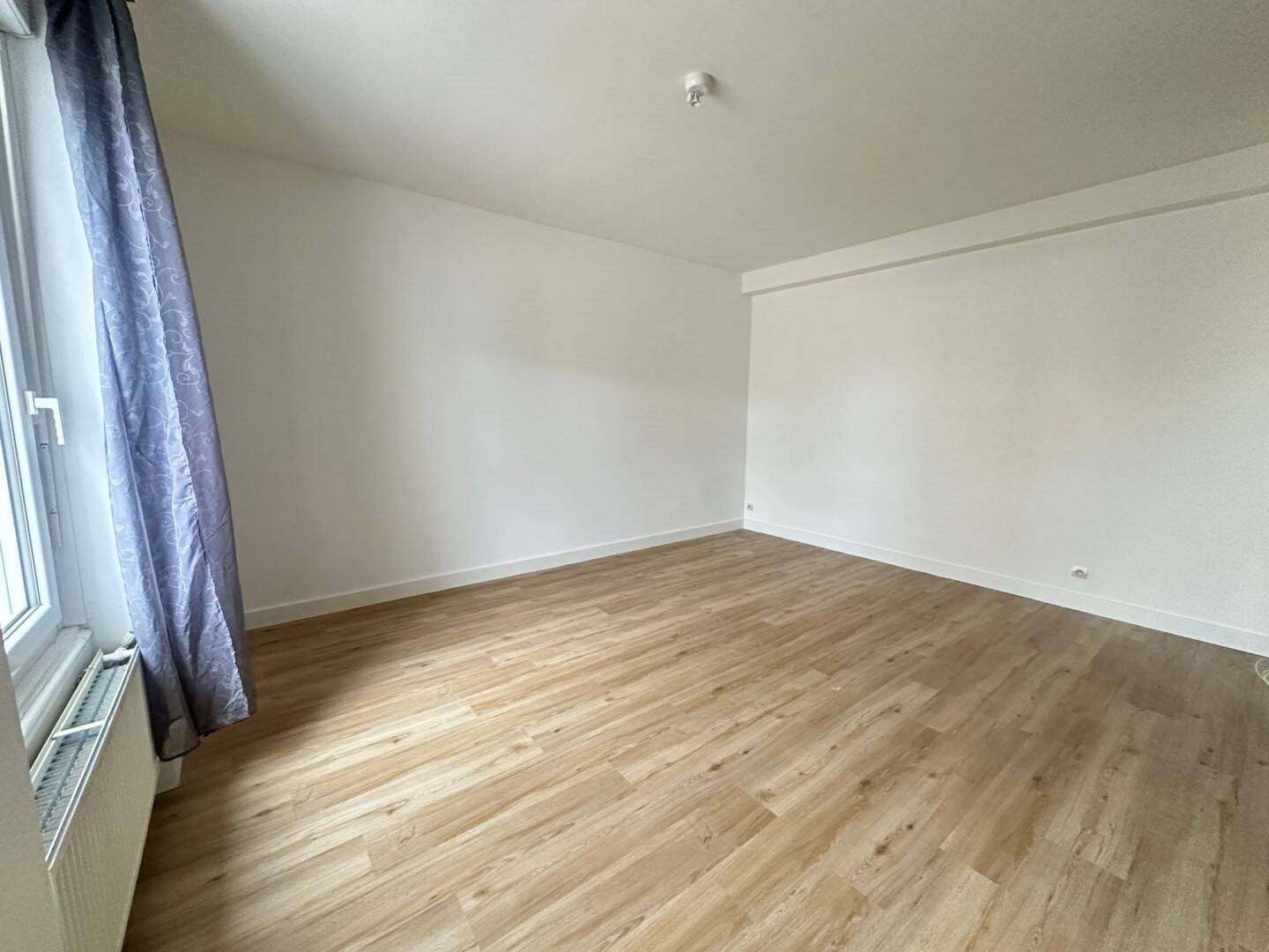 Maison à louer, 64m², Rezé