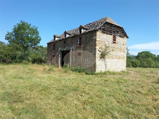Agricultural Barn with 3,8 ha
