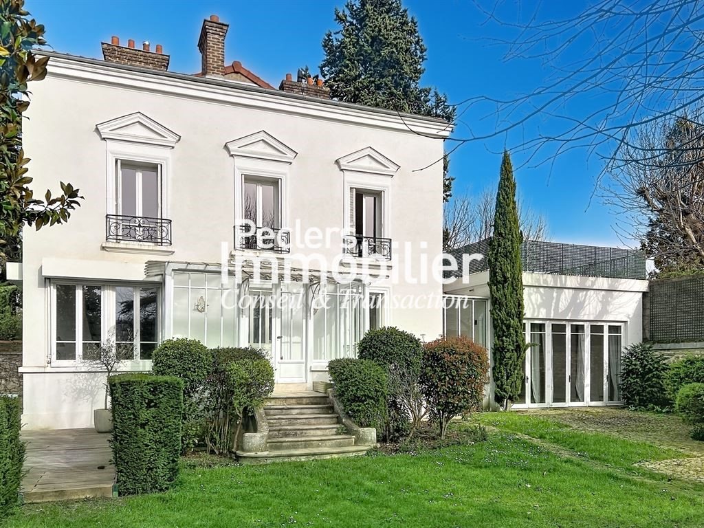 Maison à louer, 239m², Rueil-Malmaison
