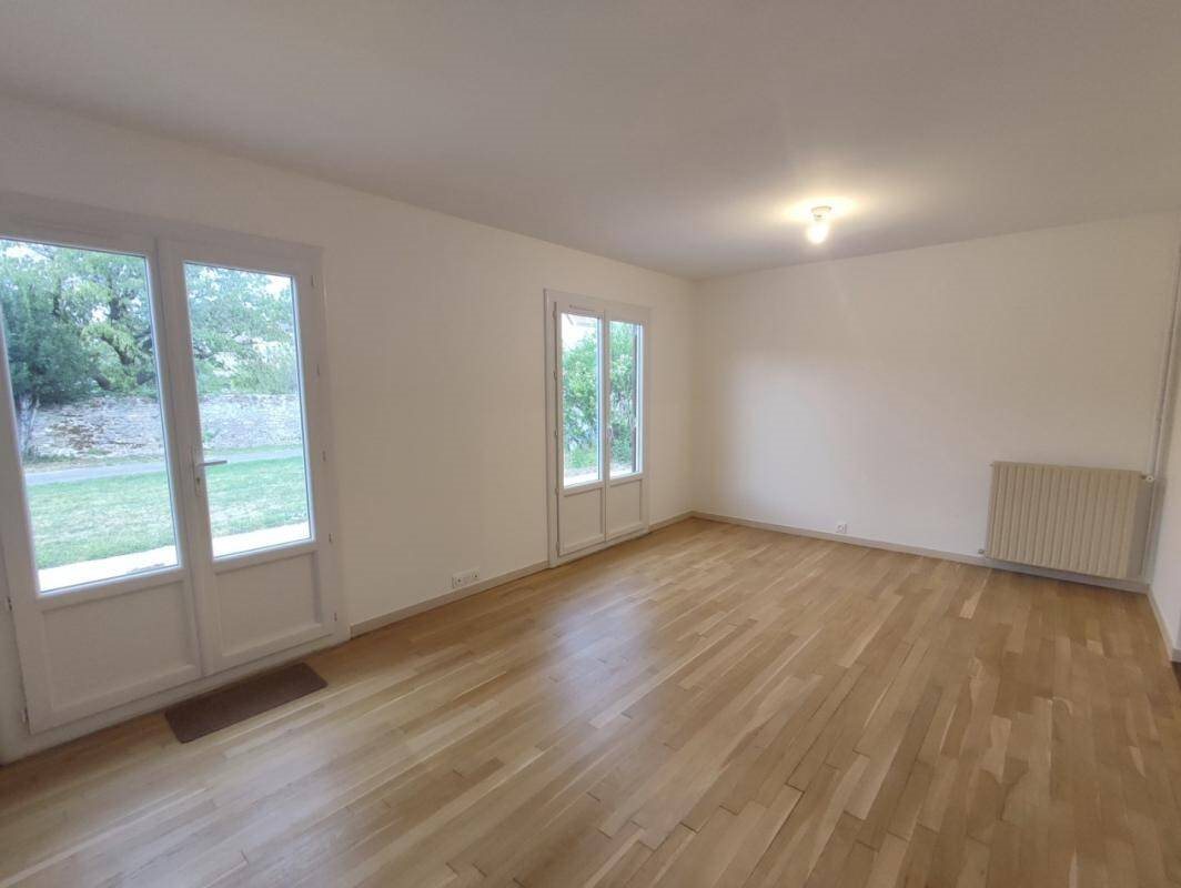 Maison à louer, 61m², Crémieu