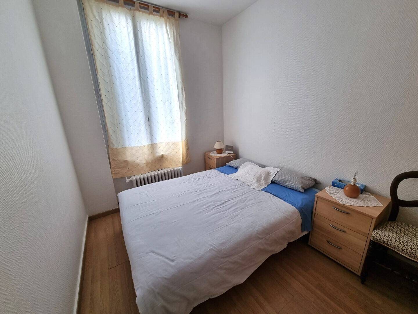 Appartement à louer, 23m², Suresnes