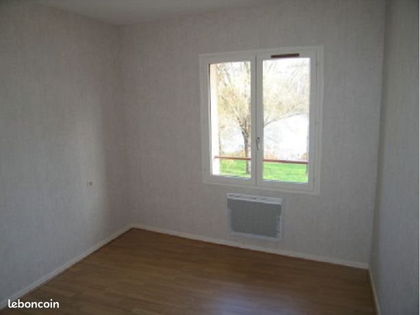 Appartement à louer, 72m², Serrières